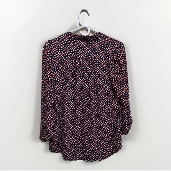 Button Down Woman Blouse 3/4 Sleeve Geometric V-neck Size XL by Roz & Ali - Picture 4 of 9